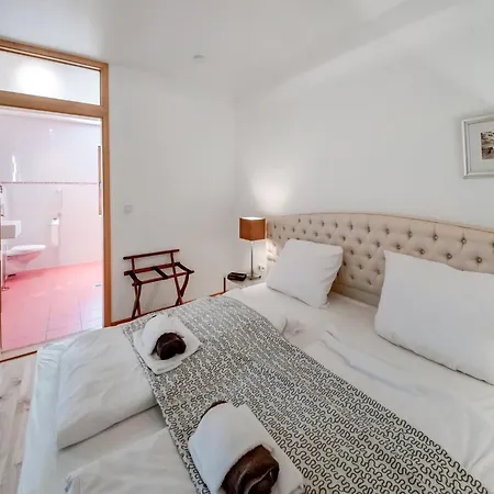 Sevenig Our Family Farmhouse, Cleaning Included Tatil Evi *